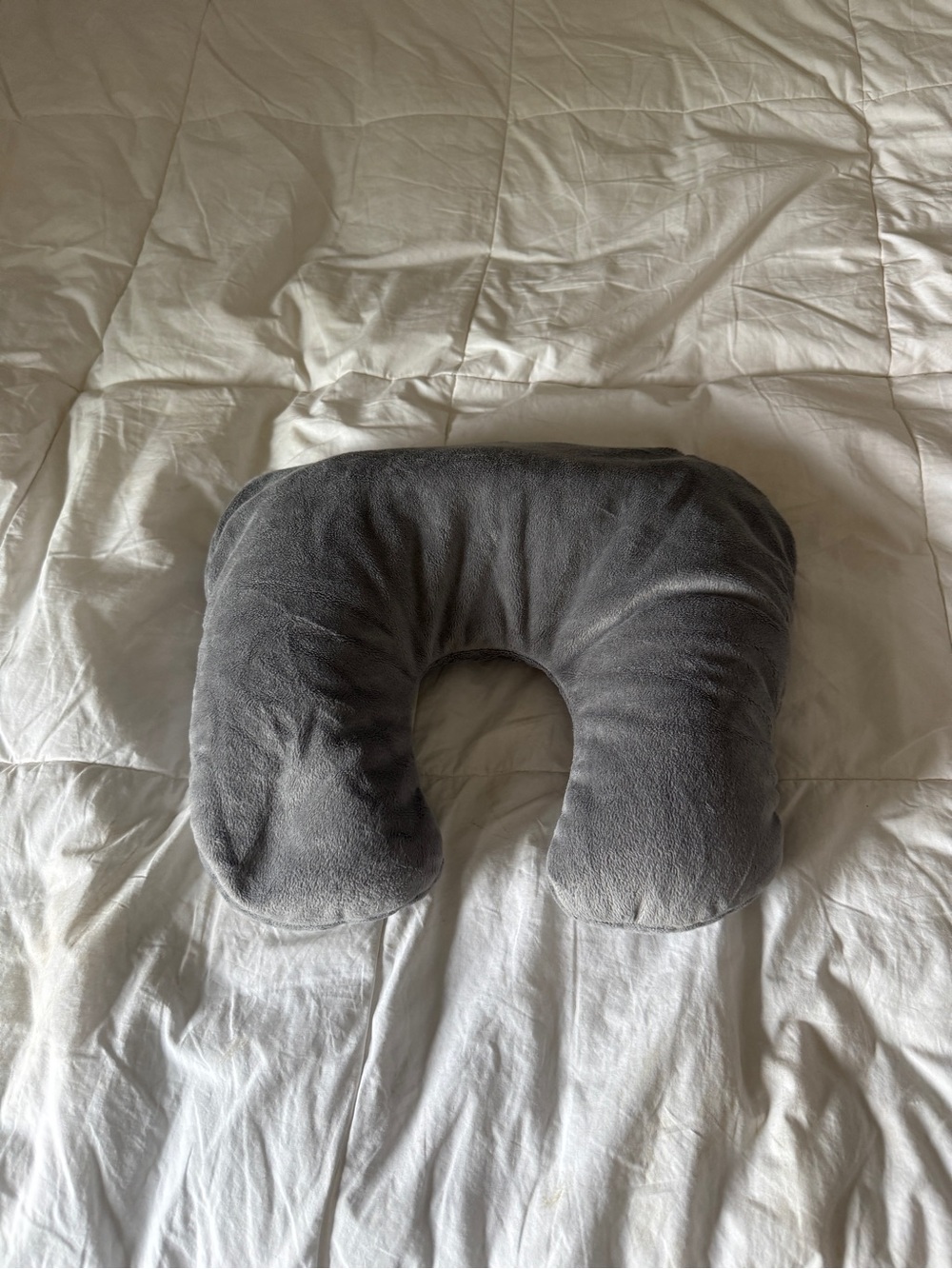 Grey 2-in-1 Transformable Travel Pillow – Convertible Neck & Square Cushion